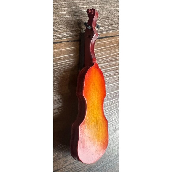 Dollhouse Mini Wooden Violin Instrument - Picture 7 of 8